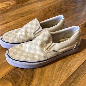 EUC mens/women’s classic slip on Vans sneaker in cream check size 5.5/7